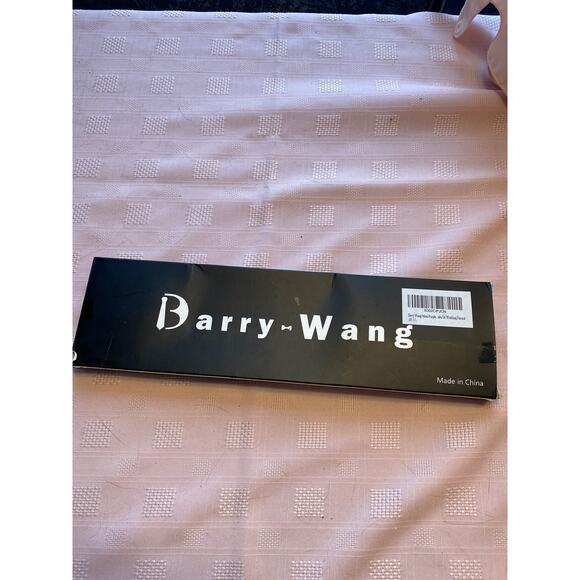 Barry Wang Four pc Matching Necktie / Pocket Square / 2 Cufflinks, Brand New - Picture 14 of 14